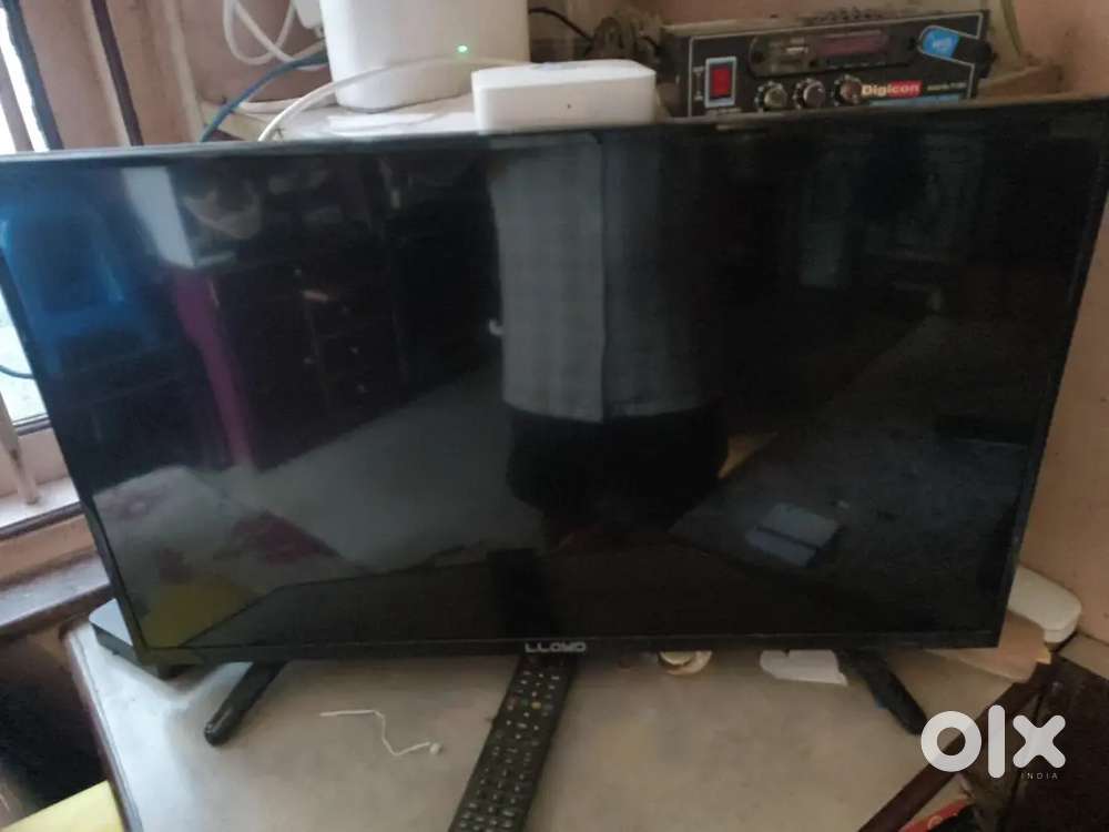 Lloyd 32 inch led tv