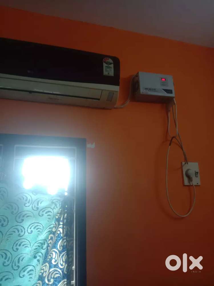 LG 1.5 ton non inverter AC with Vguard stabilizer is for sale