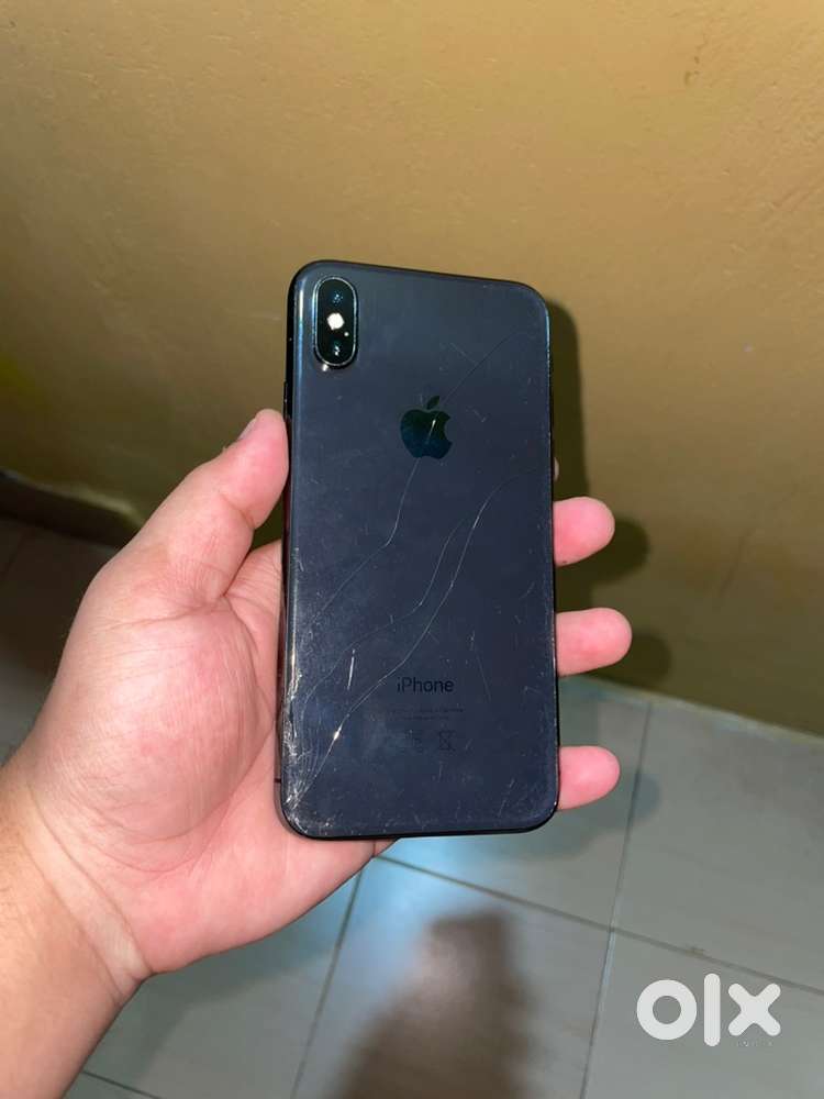 iPhone X and Oneplus Nord CE 5g both phone in 16000 we can negotiable