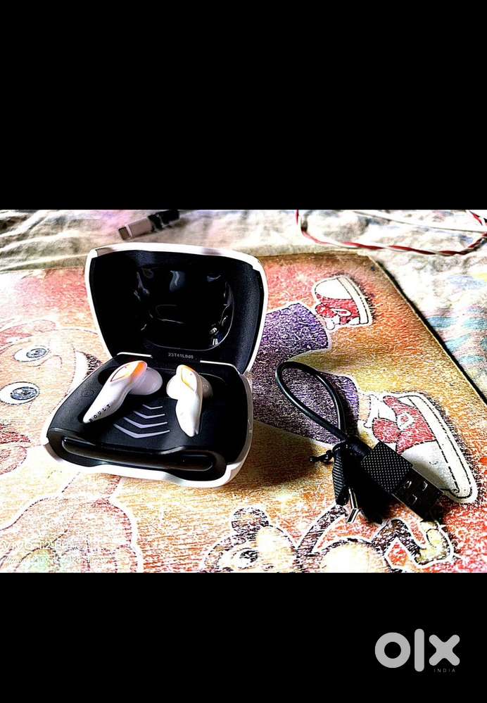 Earbuds Earphone contact cash on delivery tracking number