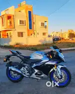 Yamaha r15 M