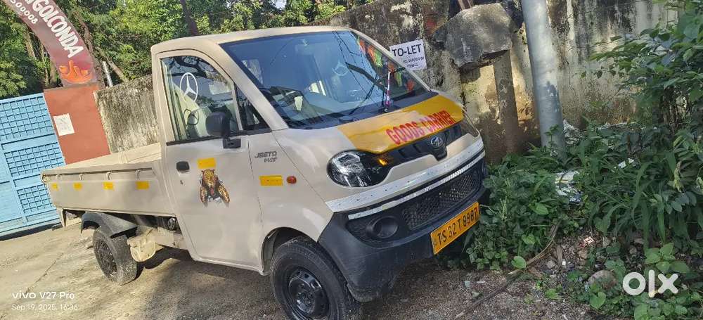 Mahindra Jeeto plus 23 Model