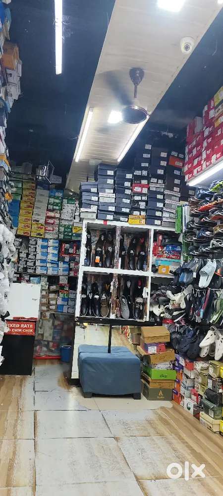 Ladka chaiye shoe sale ke liye