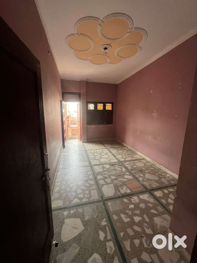 Room for rent with balcony