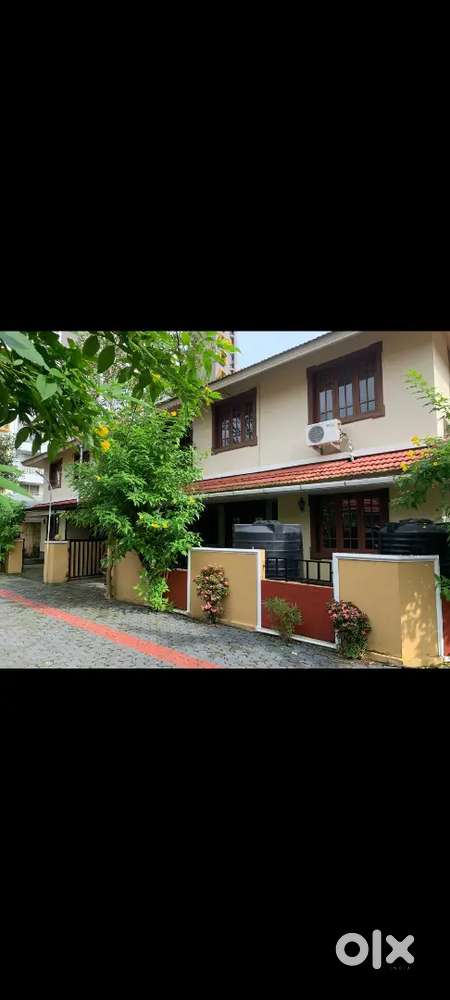 4 BHK FULLY FURNISHED GATED COMMUNITY VILLA RENT KAKKANAD CZEZ NEAR