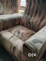 I am selling three-seater sofa sets.