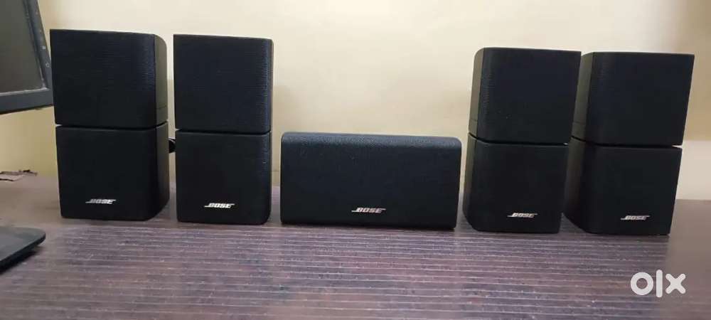 Bose Acoustimass Satellite cube 5 speakers Center Horizontal Maxico