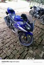 Yamaha R15 V2- GREAT CONDITION