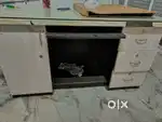 Computer table