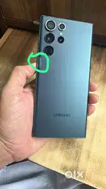 Samsung Galaxy S22 Ultra in mint condition slight minor back colour