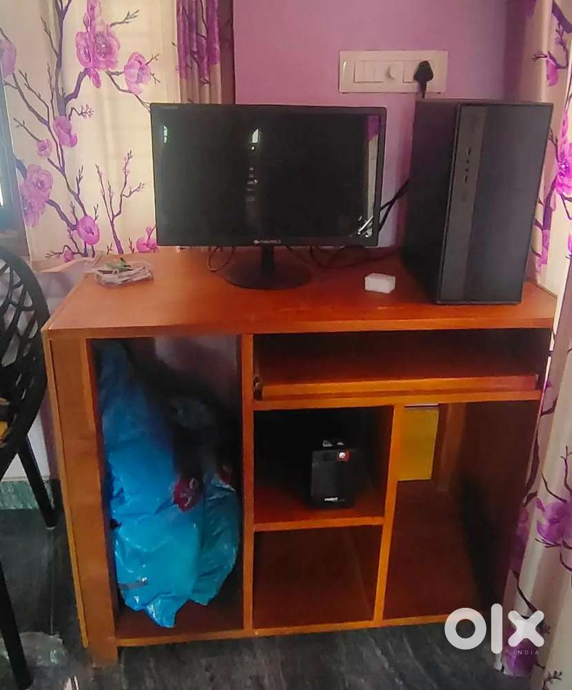 New core i5 computer with table with warranty 1yr