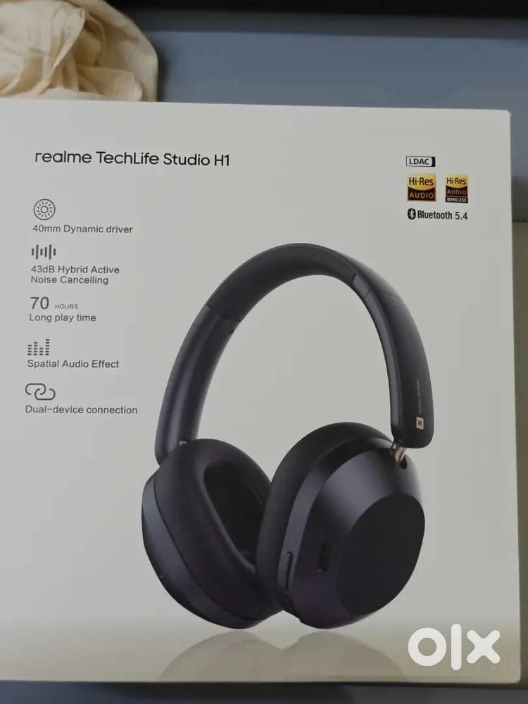 Realme TechLife Studio H1 Headphones with ANC and LDAC