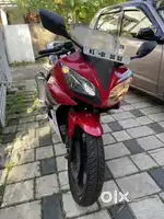 YAMAHA R15