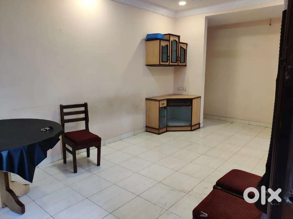 2BHK Flat for Rent Bachelor Trimurti Nagar