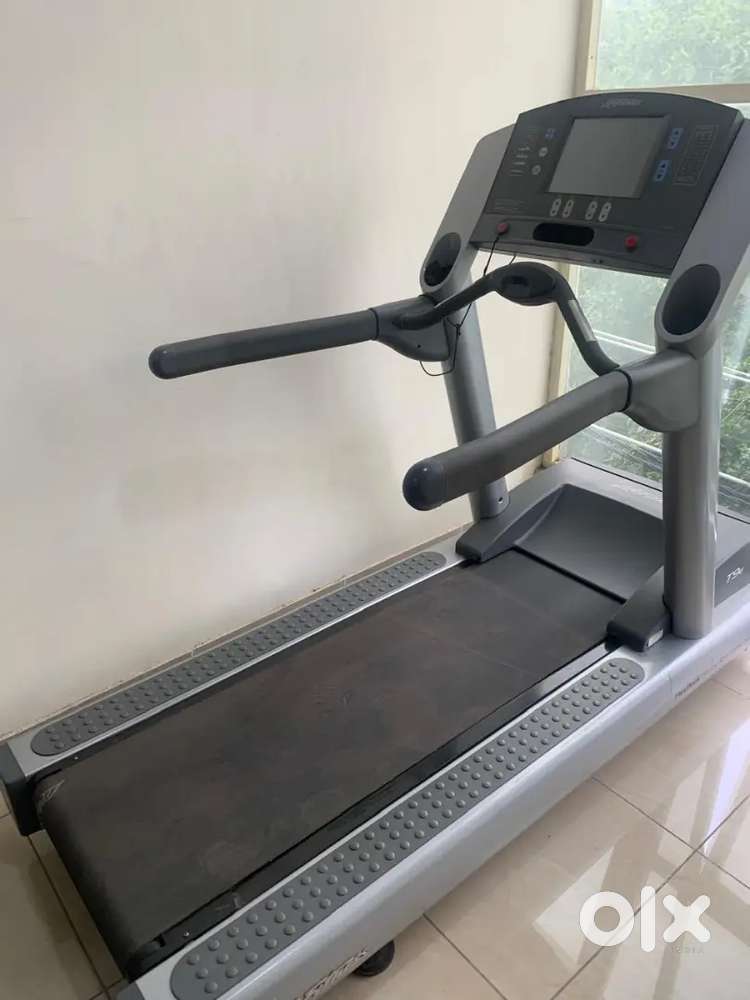 Treadmill Life fitness