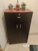 Wooden shoe rack