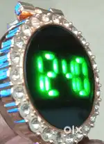 Ladies wrist watch (touch screen)