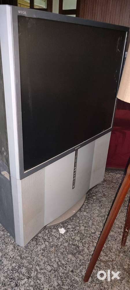 43 inches SONY Projector TV