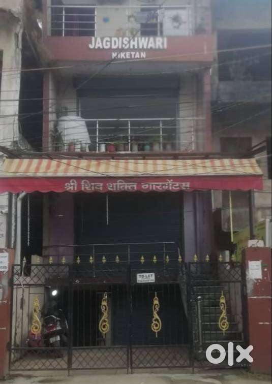 270 Sq. feet at first floor, facing road side