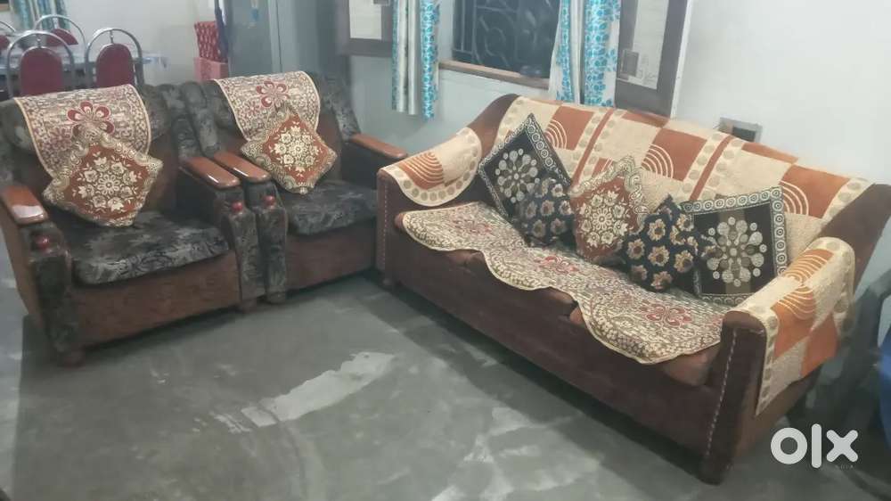 Sofa with coach @ 10000/-