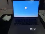 Mackbook pro 2017 15 inches i7 processor