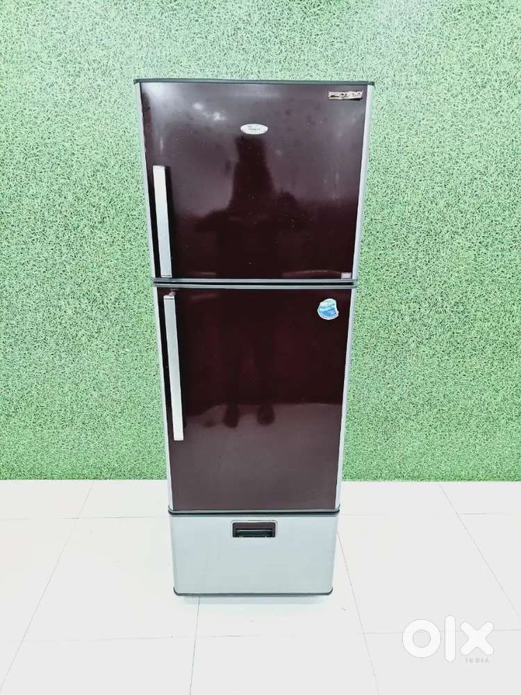Whirlpool double door refrigerator in excellent condition