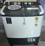 Realme techlife 8kg 5star semi automatic top load washing machineb