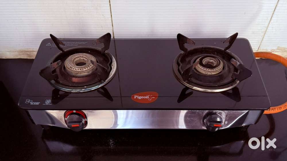Pigeon Toughened glass top gas burner with 2 stoves