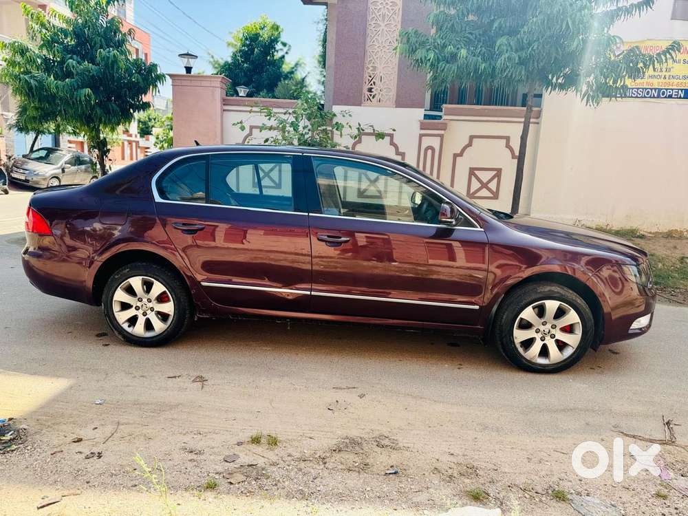 Skoda Superb 1.8 Elegance TSI AT, 2010, Petrol