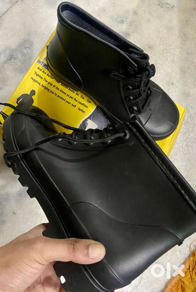 Rain Shoes/Gum Boots brand new, box packed unused at best price