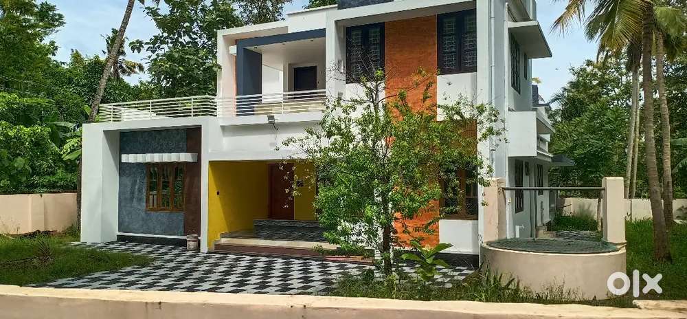 KOTTIYAM 14 CENT, TAR ROAD FRONTEGE.