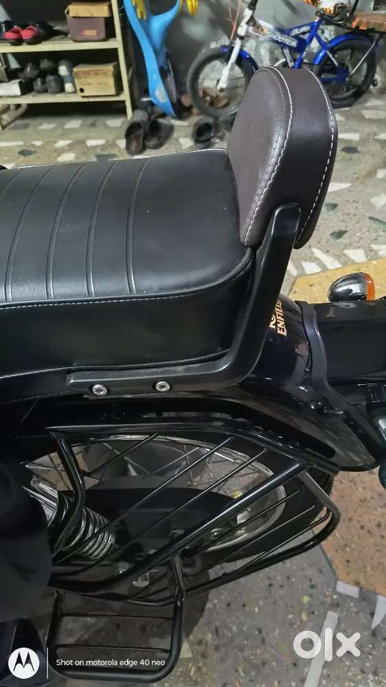 Royal Enfield batlion black bullet 350cc 2025 new bike back rest