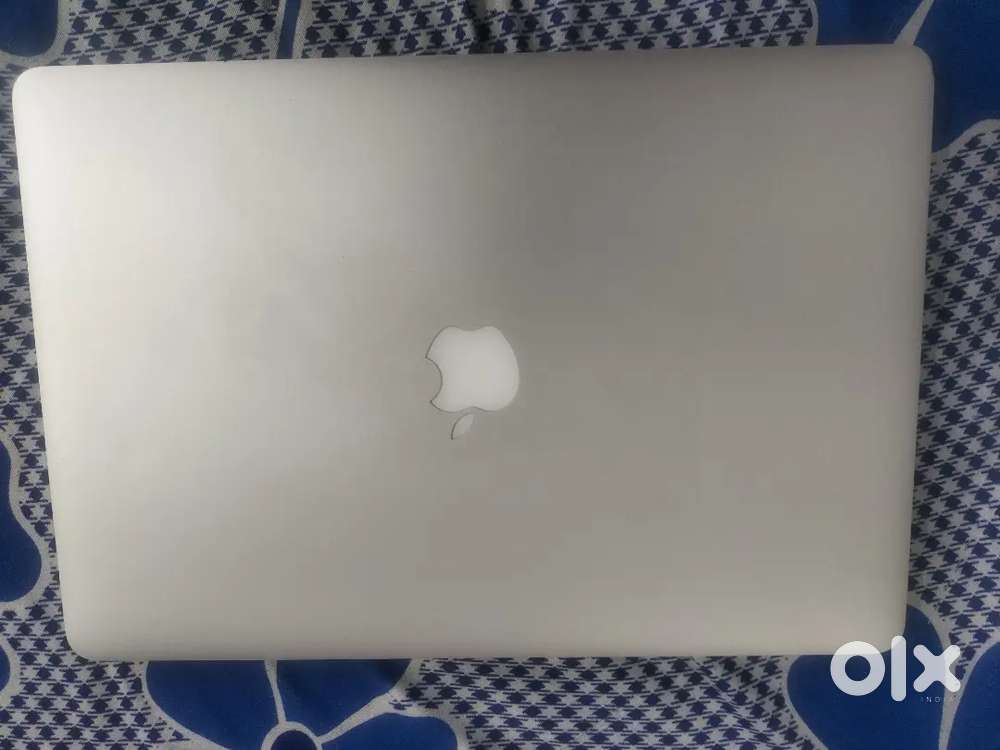 Macbook pro i7 15 inch