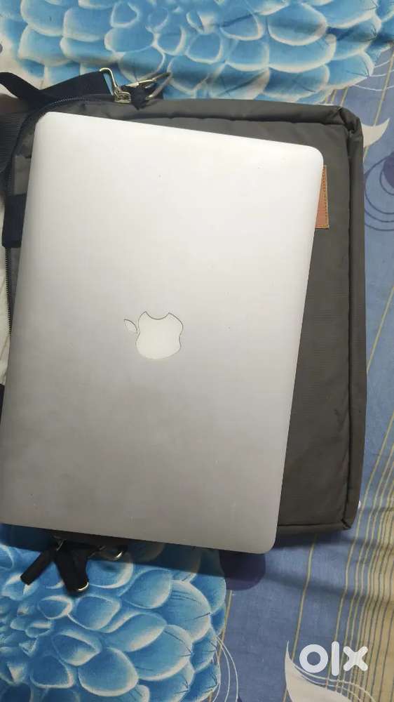 MACBOOK AIR20-17