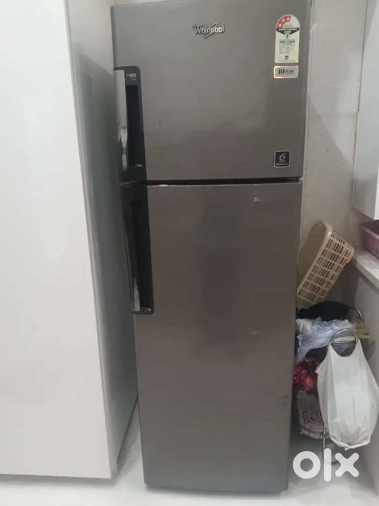 Whirlpool 3 star 300litre fridge