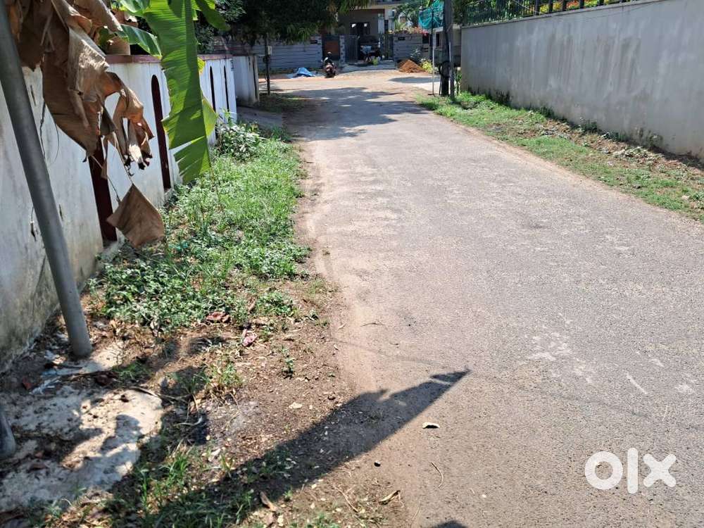 6.50 cents of Prime Residential Property in Jawahar Naga, Kadavanthara