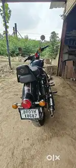 Royal Enfield classic 350 hylcon green dual channel abs
