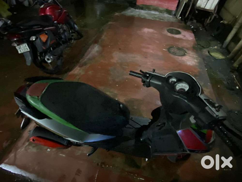 Aprilia sr 150 Race 2017 bs4 15000Km run incurence faild