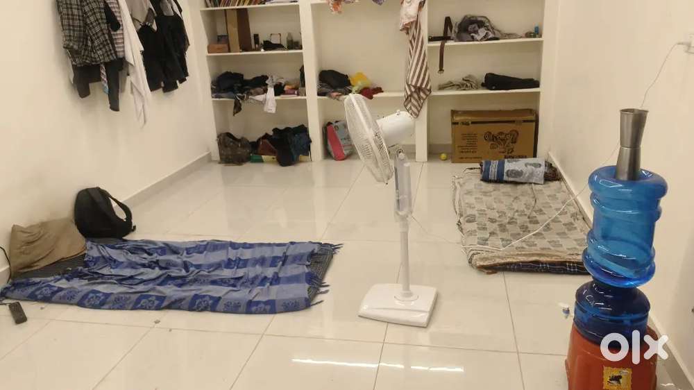 Need roomamate for sharing