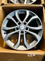 MERCEDES ALLOYS 18 INCHES (GOOD CONDITION)