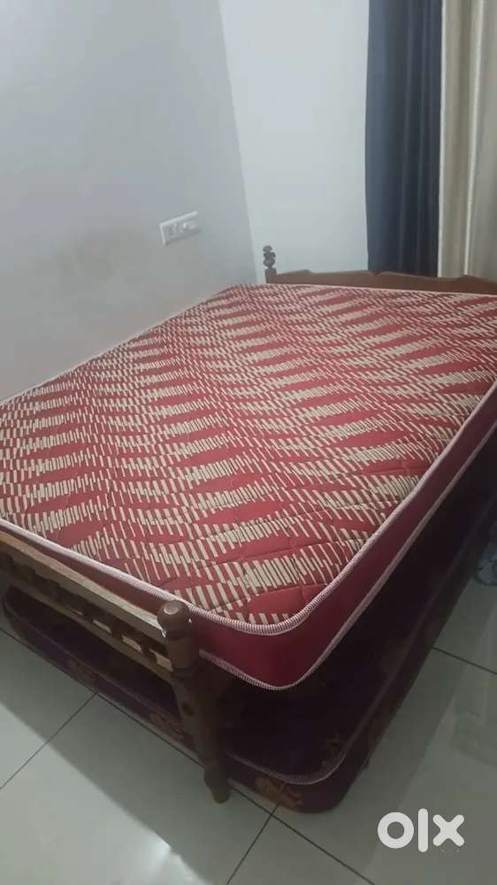 Bed for sale. 6x5 (Only 8 Months used)