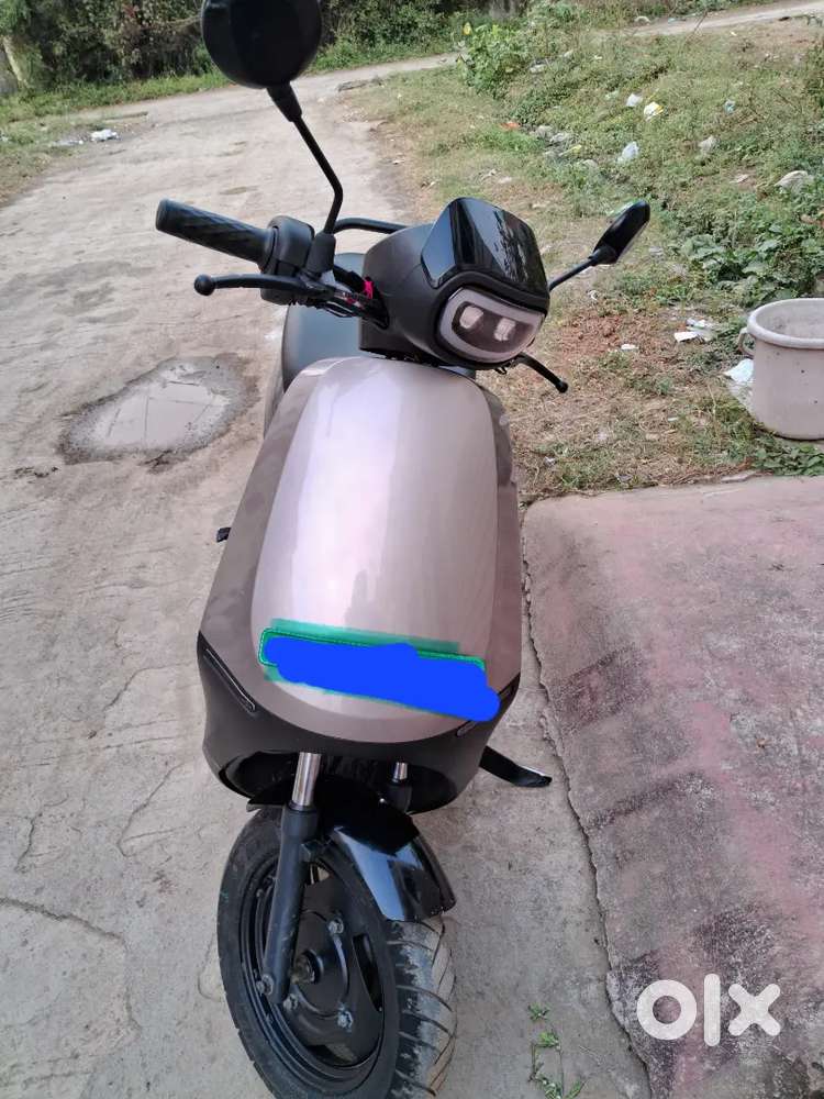 Ola s1x+ offer key less entry it's operate by mobile or password