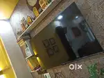 43 inches smart coocaa TV, damaged scree only, at lowest cost.