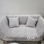 Beautiful 5 seater sofa set for sale