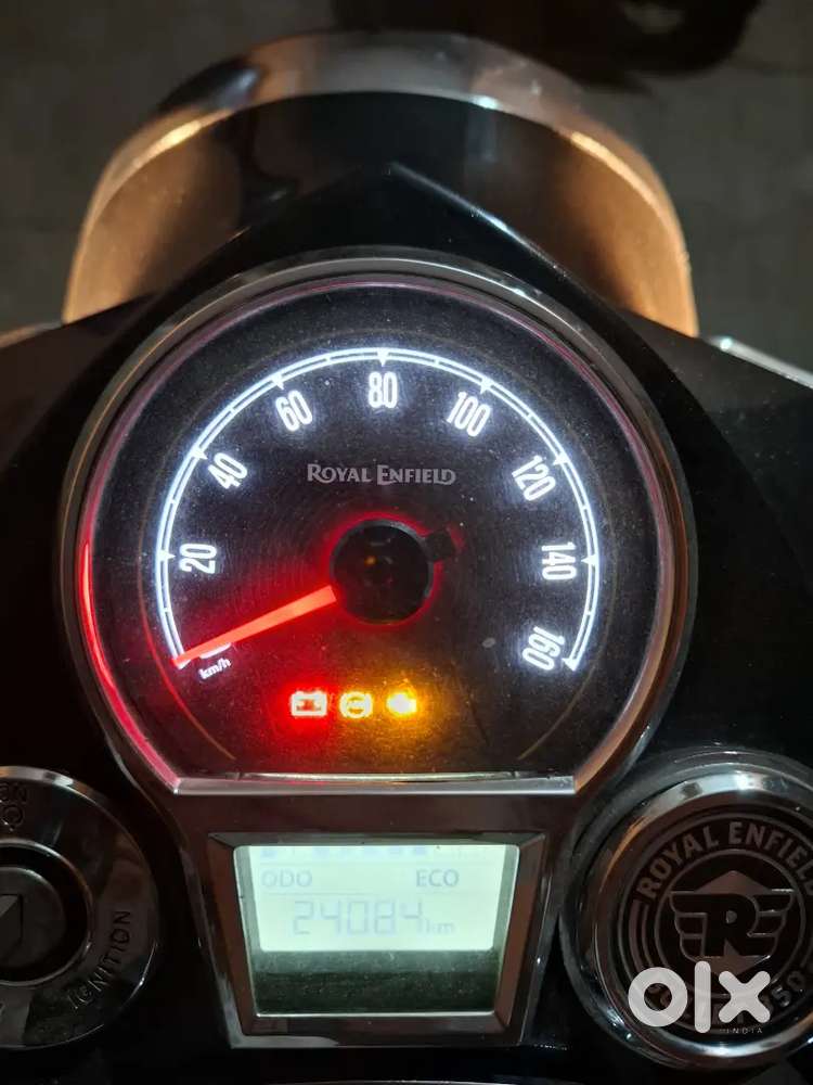 New bettery new tyre fully like new