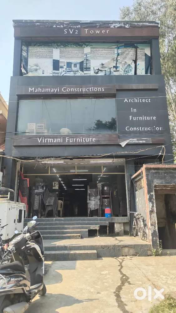 Architect / Interior Designer