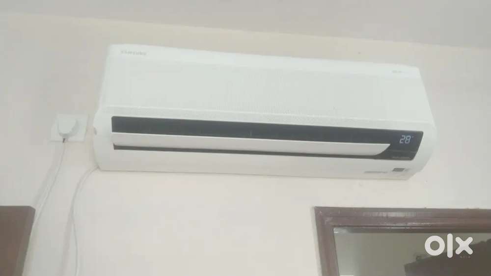 3 BHK FLAT FOR RENT WITH CAR PARKING