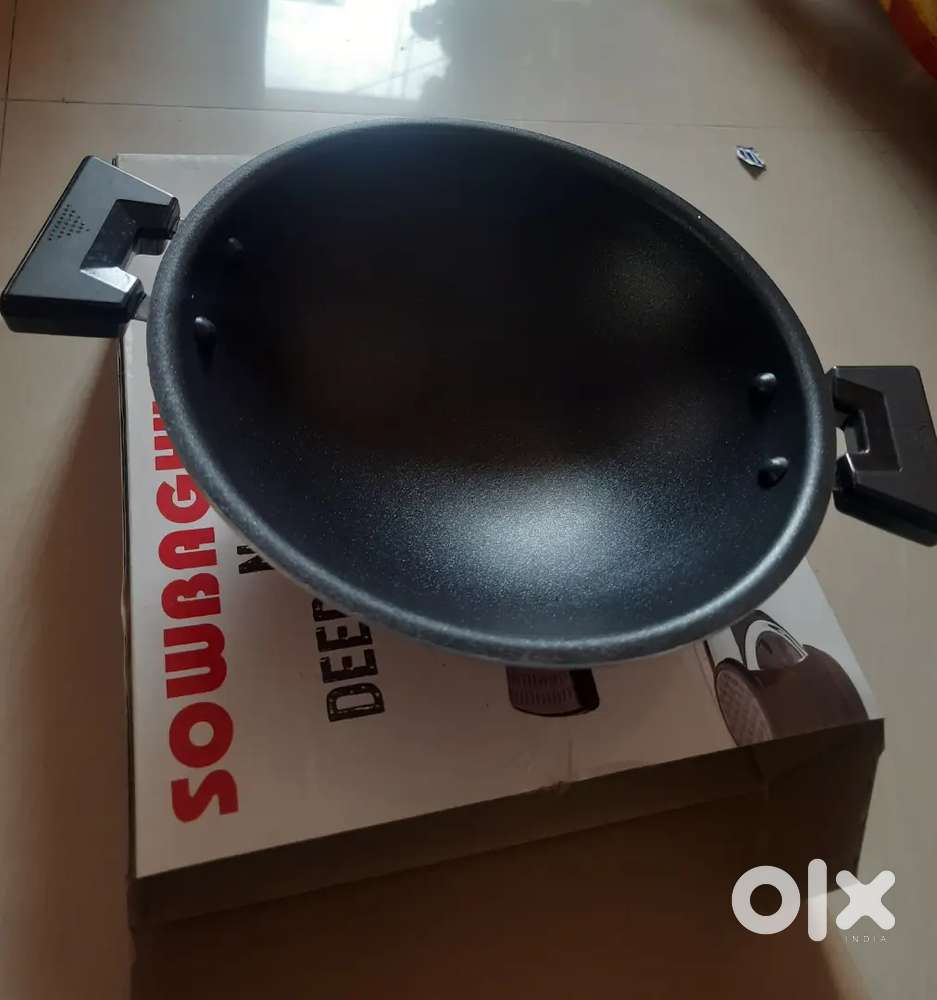 Sowbakhya aapa kadai and ankur idly cooker