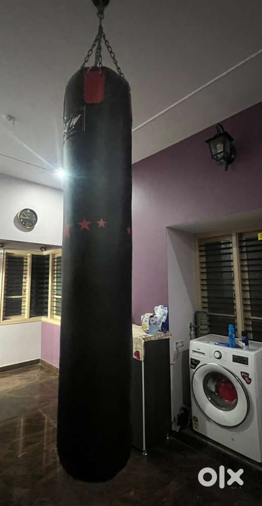 Boxing bag filled 6ft 55kg