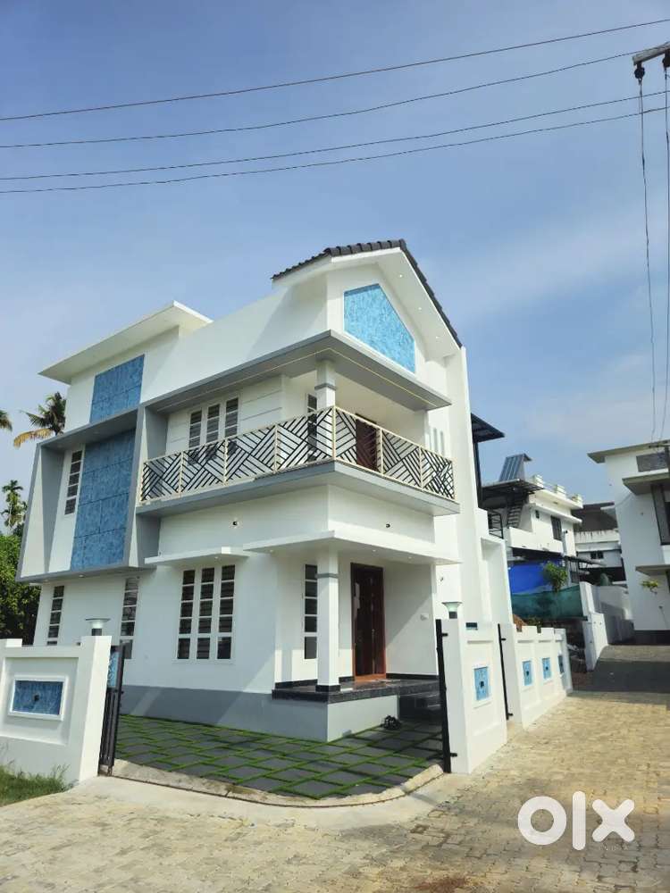 PREMIUM VILLAS AT  KAKKANAD INFOPARK THEVAKKAL PUKKATUPADY